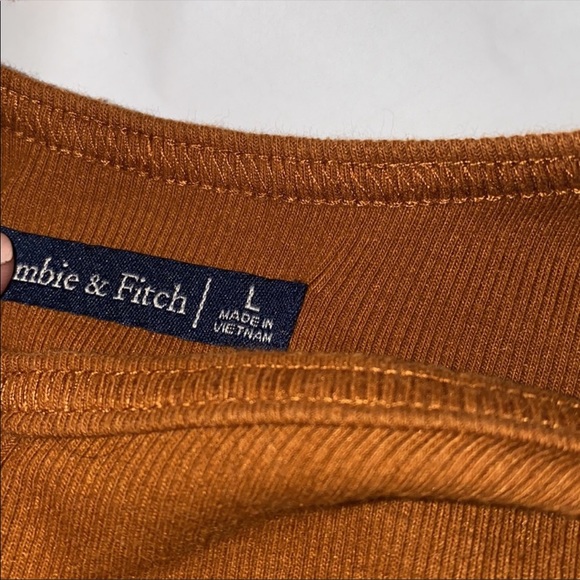 Too - Picture 2 of 2